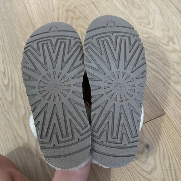 UGG Tan and Cream Shearling Slippers - Picture 5 of 5